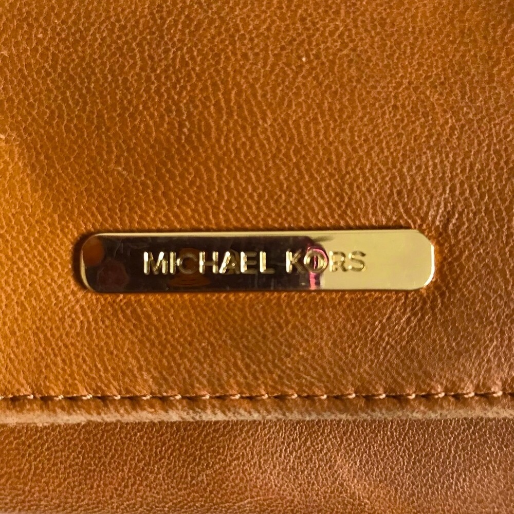 Michael Kors Wallet - Picture 3 of 3